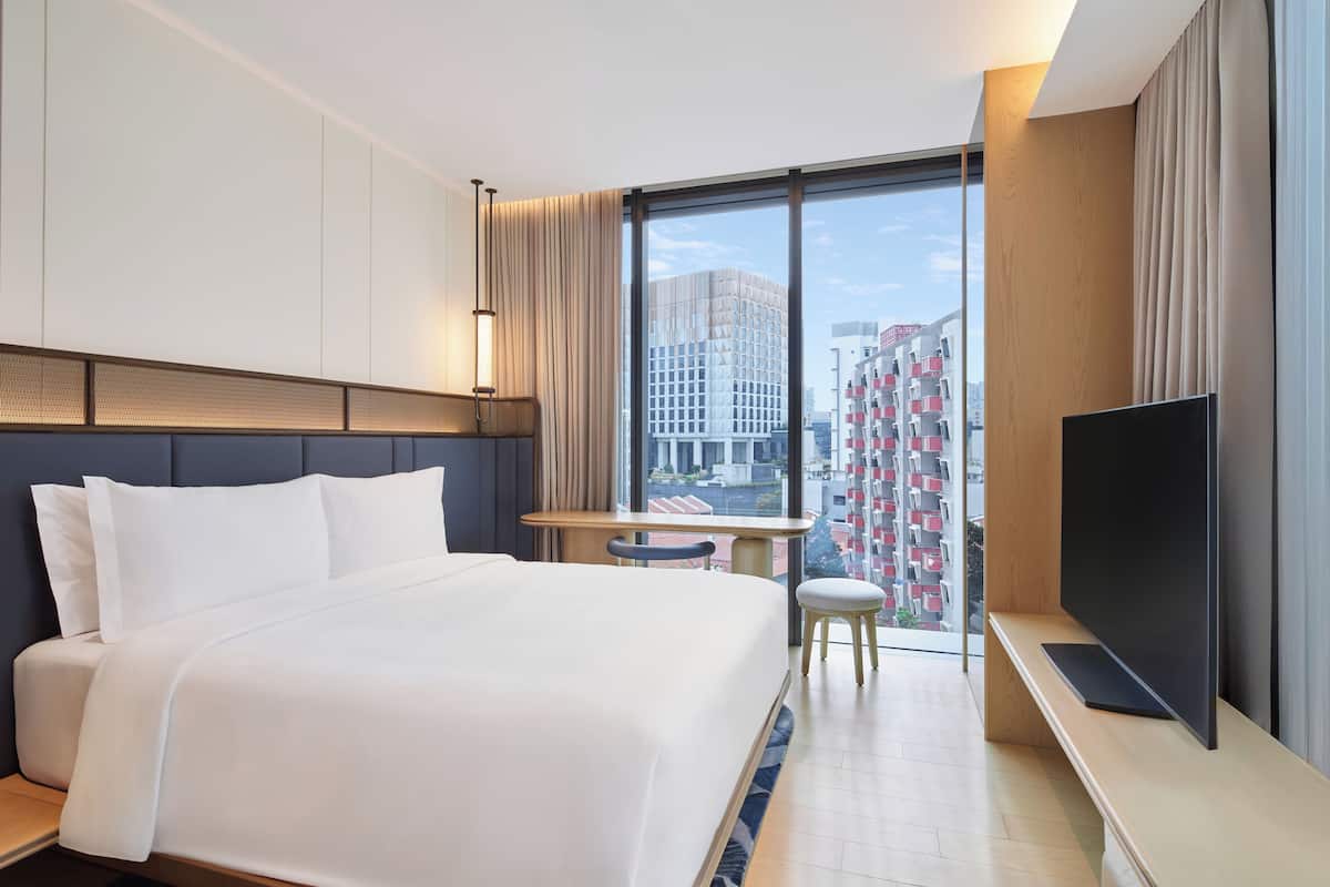 Habitación estándar, 1 cama de matrimonio | Minibar (con algunos artículos gratuitos), caja fuerte, cunas gratuitas