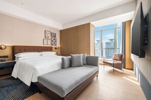 Suite estándar, 1 habitación | Caja fuerte, escritorio, cortinas opacas y wifi gratis