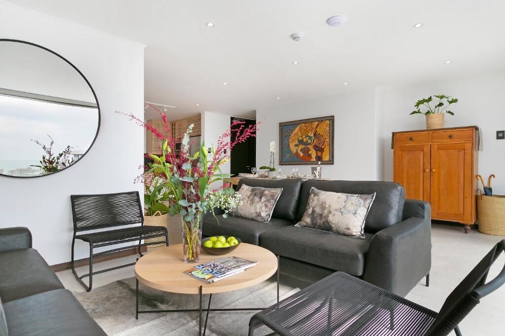 Apartment, Balcony, City View | Living area