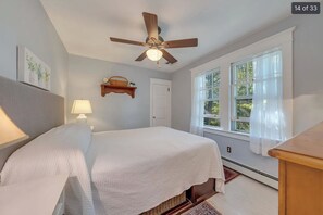 1 bedroom, iron/ironing board, free WiFi