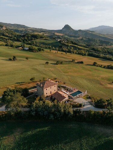 Palazzo Serre - Villa in the Countryside With Pool