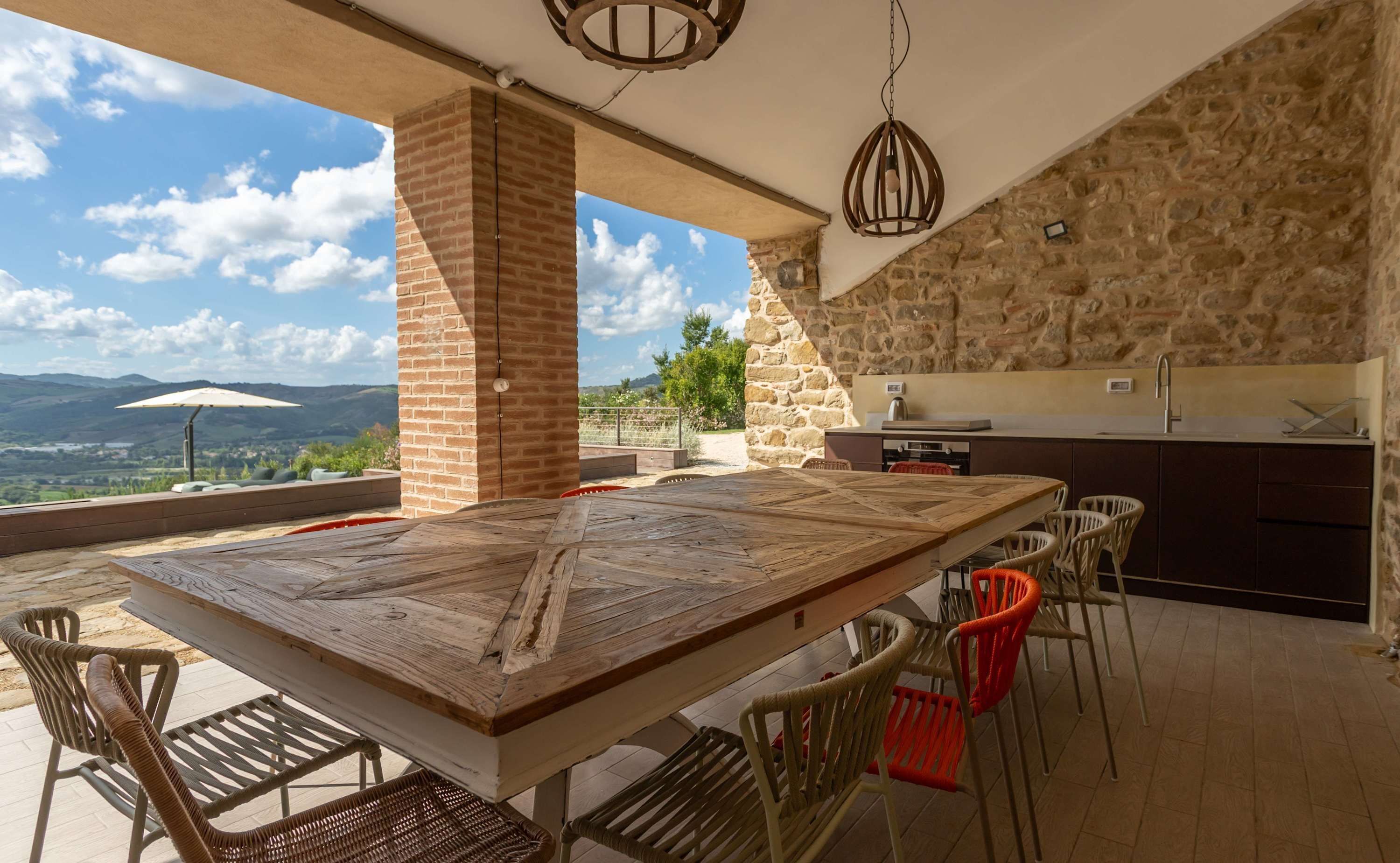 House | 8 bedrooms, Internet