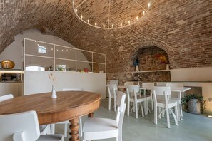 5 bedrooms, Internet - Villa Le Contrade - Historic Village Retreat (Santarcangelo di Romagna)