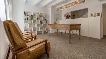 House | 5 bedrooms, Internet