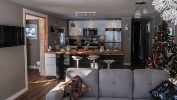 TV, DVD player, stereo