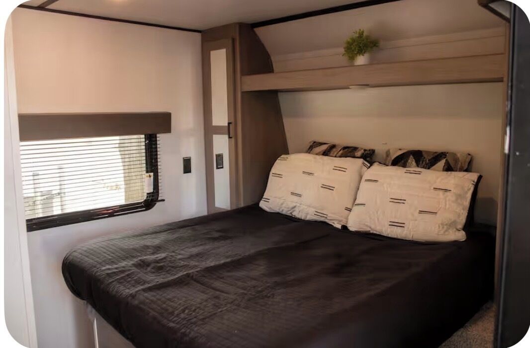 1 bedroom, internet, bed sheets