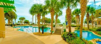 3br 2ba Beachfront Condo