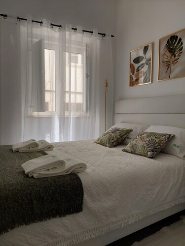 SEA AIR Local Accommodation - Beach Center and Comfort in one place