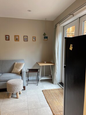 Living area - Garden-Level Studio - Walkable to Downtown Golden (Golden)