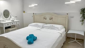 Espace de travail pour ordinateur portable, fer et planche à repasser