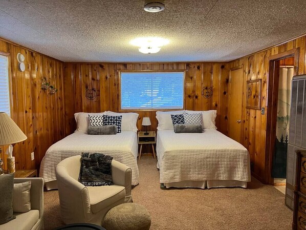 Unclassified image, 1 of 43, button