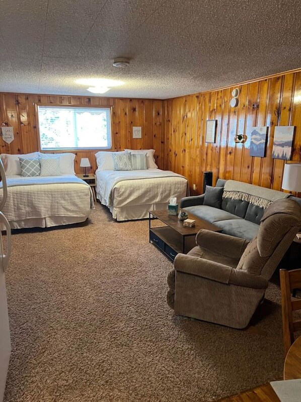 1 bedroom, WiFi, bed sheets