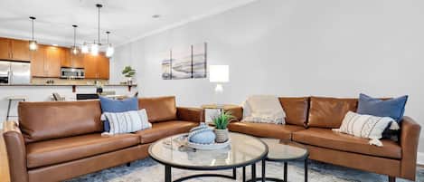 Hus (4 Bedrooms) | Vardagsrum | Tv