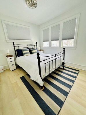 1 chambre, bureau, accès au Wi-Fi (inclus), literie fournie