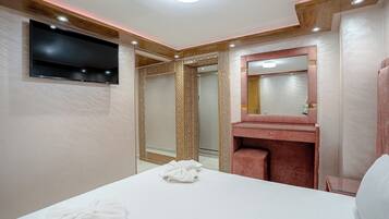 Dupleks Deluks | Seprai premium, Wi-Fi gratis, dan seprai linen