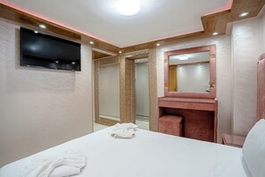 Deluxe Duplex | Premium bedding, free WiFi, bed sheets - Nathalie (Marrakech)