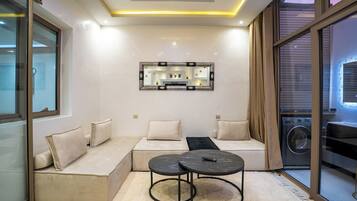 Deluxe Duplex | Interior