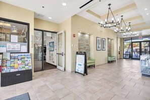 Interior - Power Up Palace - Mins to Disney, Lazy River & Slide (Kissimmee)