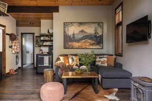 Téléviseur connecté, foyer, livres