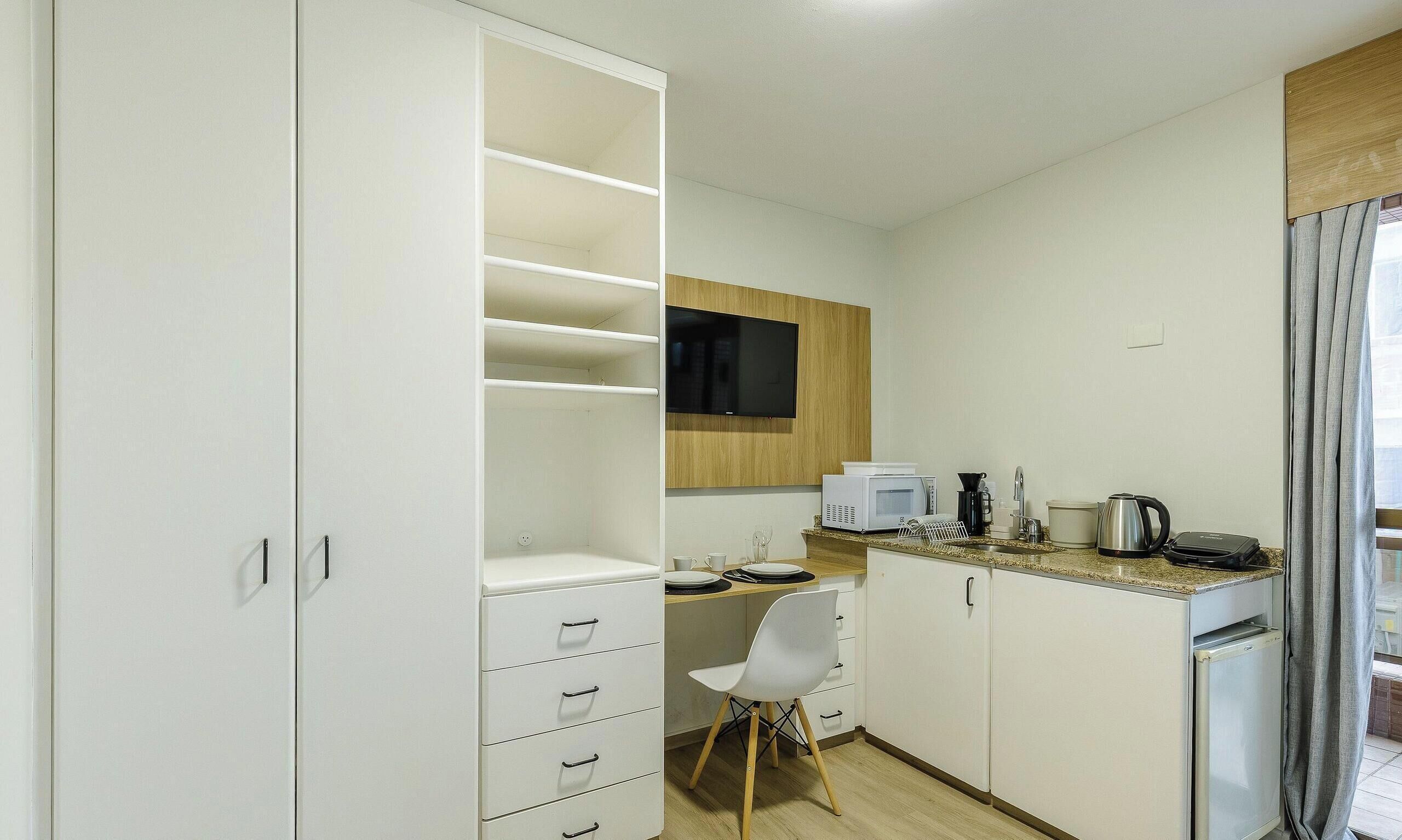 Basic Apartment | Interior