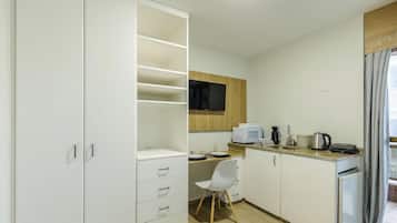 Basic Apartment | Interior