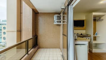 Basic Apartment | Interior