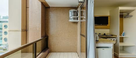 Basic Apartment | Interior