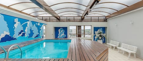 Basic Apartment | Pool