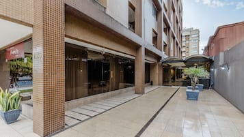 Apartamento básico | Detalhe da fachada