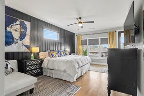 3 bedrooms, internet, bed sheets - Contemporary new craftsman in the heart of Atlanta! 
FIFA Ready (Atlanta)