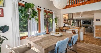 Mid Century Modern Dream House Near Campus + Wine Trails