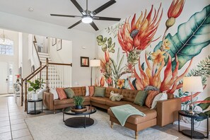 Smart TV, video games, books - Family-Friendly Villa w/Private Pool, Located in Windsor Hills Near Disney (Kissimmee)