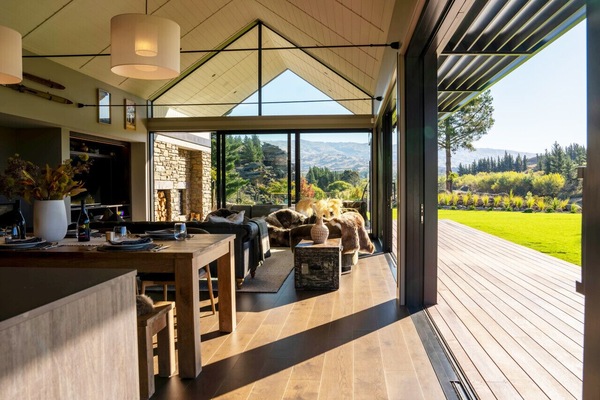 Kitchen, Dining & Living