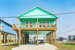 Exterior - Surfside Beach Getaway: Family-Friendly Home (Surfside Beach)