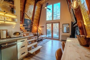 Interior - Arrowbear Lake: Luxe Cabin w/ Large Deck & Fire Pit. Workspace & Loft, Pets OK (Arrowbear Lake)