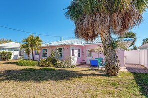 Terrace/patio - Steps to Sand: Clearwater Family Home w/ Game Room (Clearwater)