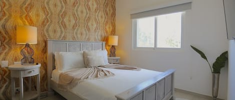 Iron/ironing board, travel cot, WiFi, bed sheets