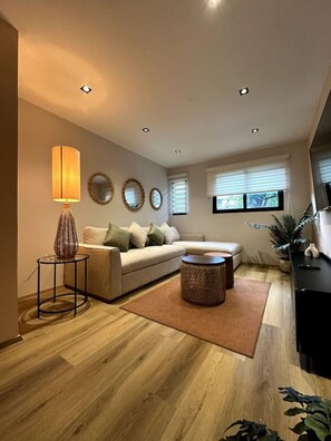 Living area - Departamento Moderno y Centrico Estilo Wabi Sabi (Mexico City)