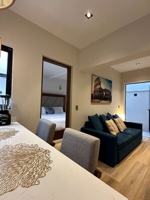 Desk, iron/ironing board, WiFi, bed sheets - Departamento Estilo Griego En CDMX Planta Baja (Mexico City)