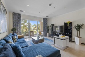 Living area - Deluxe Three-bedroom condo - Platinum Services & Amenities - Adults Only (18+) (Eagle Beach)