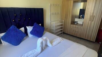 1 bedroom, iron/ironing board, free WiFi, bed sheets
