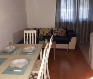 Dining - Apartment Dijana - TwoBedroom Apartment with Sea View (Bakar)