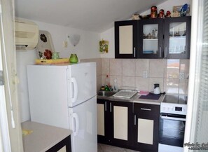 Fridge, stovetop, cookware/dishes/utensils - Apartments Roza - One Bedroom Apartment with Garden and Sea View (Herceg Novi)