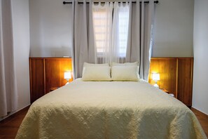 3 bedrooms, iron/ironing board, WiFi - Spacious 3-bedroom apartment in Puerto Plata with AC, mountain & sea views (Puerto Plata)