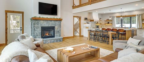 TV, fireplace, books, stereo