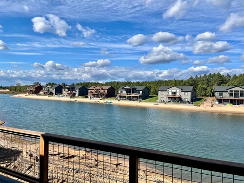 *NEW*Family Friendly-Beach-Arcade Games-WI Dells