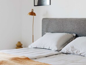 2 sovrum, strykjärn/strykbräda, gratis wi-fi och sängkläder
