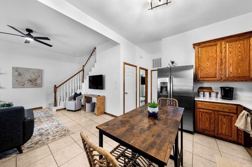 3-bedroom 2-bath house across the street from East Texas A&M University