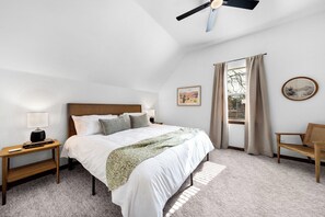 3 bedrooms, iron/ironing board, travel crib, WiFi