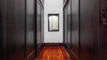 Rumah Deluks | Interior